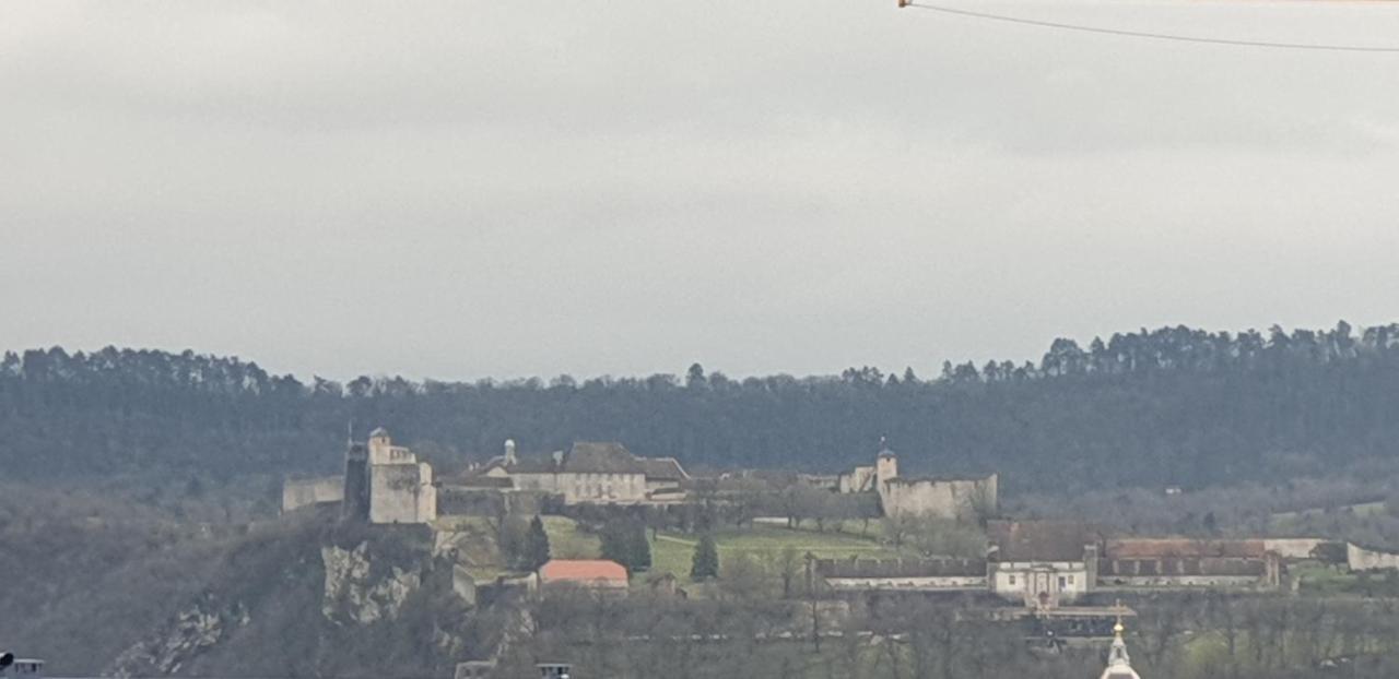 Appartement 2 Chambres Proche Gare Besançon Dış mekan fotoğraf